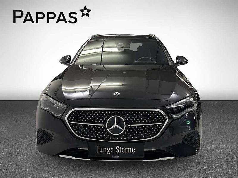 Gebraucht Mercedes E220 197 PS (144 kW) 2025 Grau Kombi