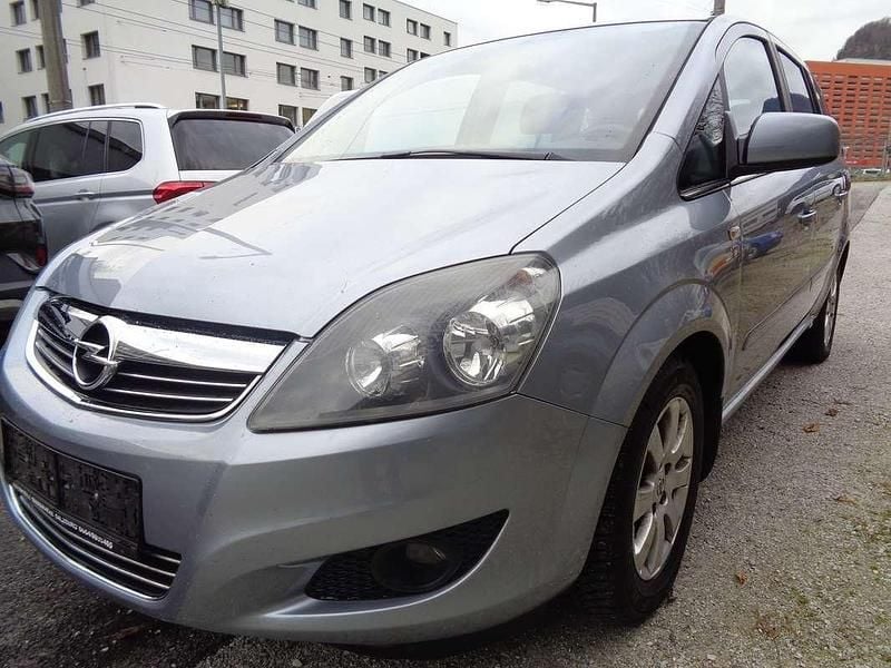 Gebraucht Opel Zafira 116 PS (85 kW) 2010 Blau Van / Kleinbus