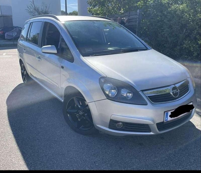 Gebraucht 2006 Opel Zafira Van / Kleinbus | € 1.300 (Fairer Preis) - Bild 1/4