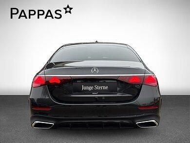 Gebraucht Mercedes E220 197 PS (144 kW) 2024 Graphitgrau Limousine