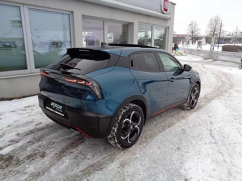 Gebraucht Alfa Romeo Junior 136 PS (100 kW) 2025 Blau SUV