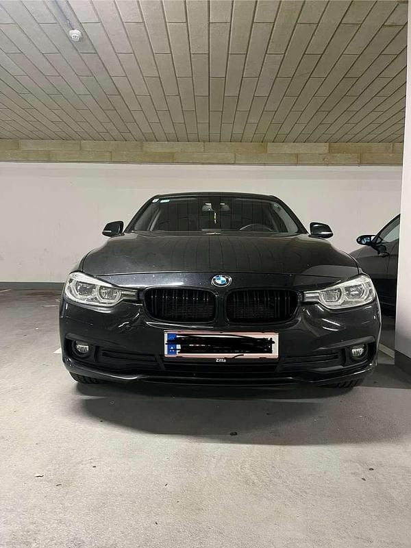 Gebraucht BMW 316 116 PS (85 kW) 2018 Schwarz Limousine
