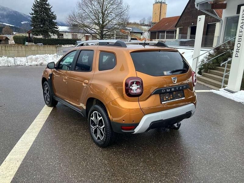 Gebraucht Dacia Duster Prestige 116 PS (85 kW) 2020 Orange SUV