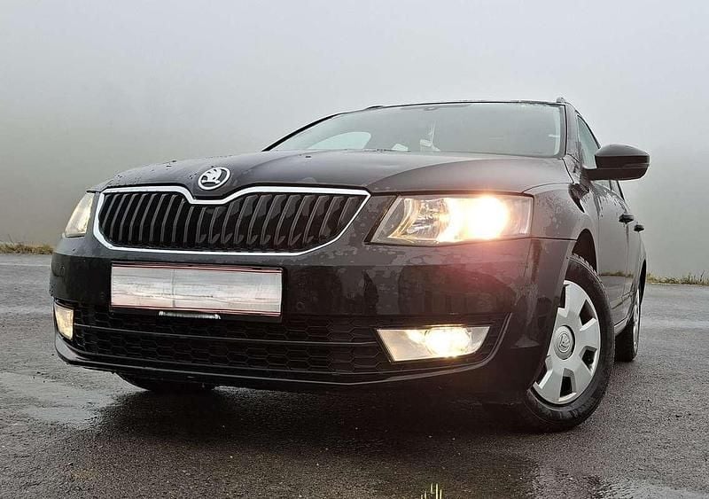Gebraucht Skoda Octavia GreenLine 110 PS (80 kW) 2014 Schwarz Kleinwagen
