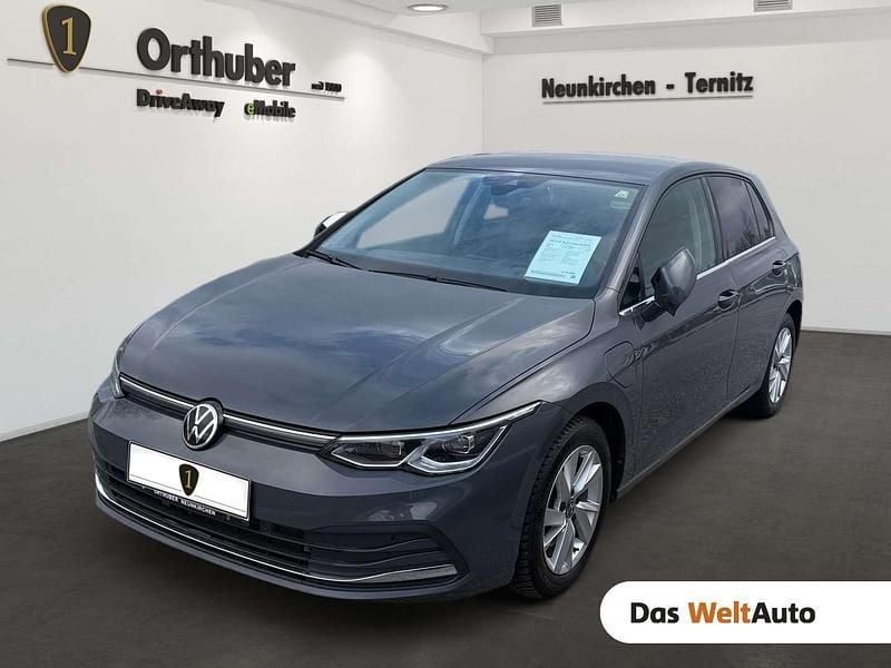Grau Gebraucht 2021 VW Golf VIII Style Limousine | € 19.990 (Fairer Preis) - Bild 1/4