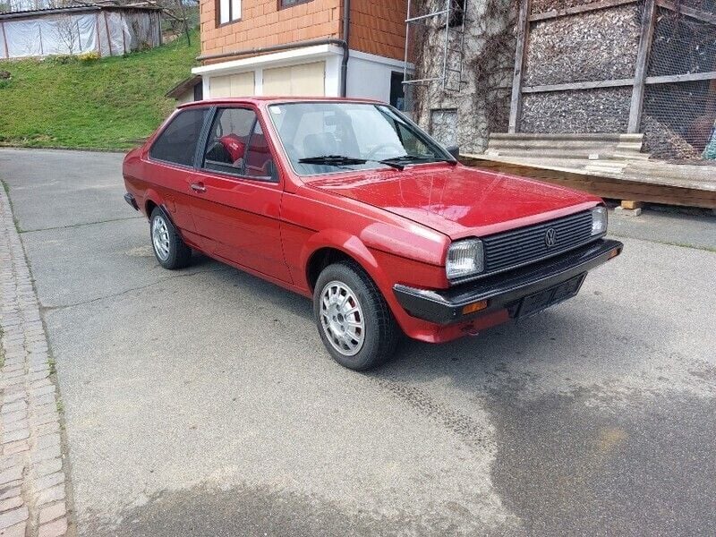 Rot Gebraucht 1982 VW Derby Limousine | € 4.000 - Bild 1/4