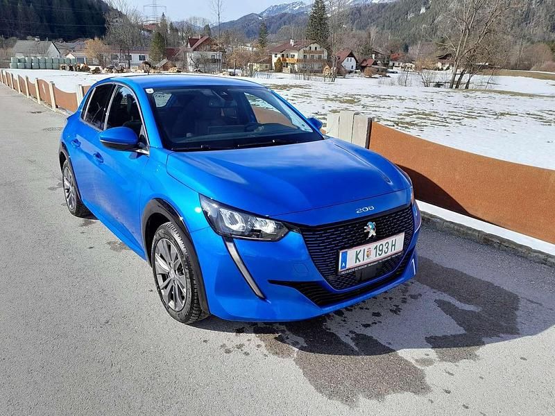 Gebraucht Peugeot 208 Allure 100 kW (136 PS) 2021 Blau Kleinwagen