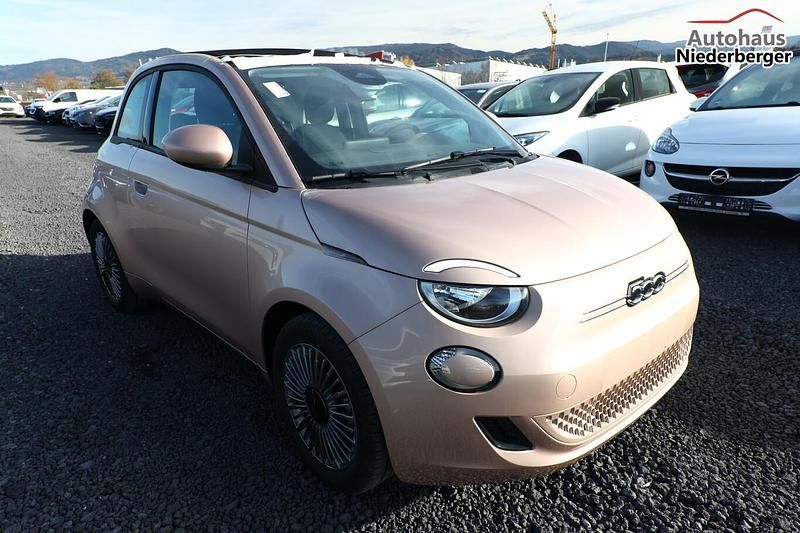 Gebraucht Fiat 500e 86 kW (118 PS) 2023 Gold Cabrio