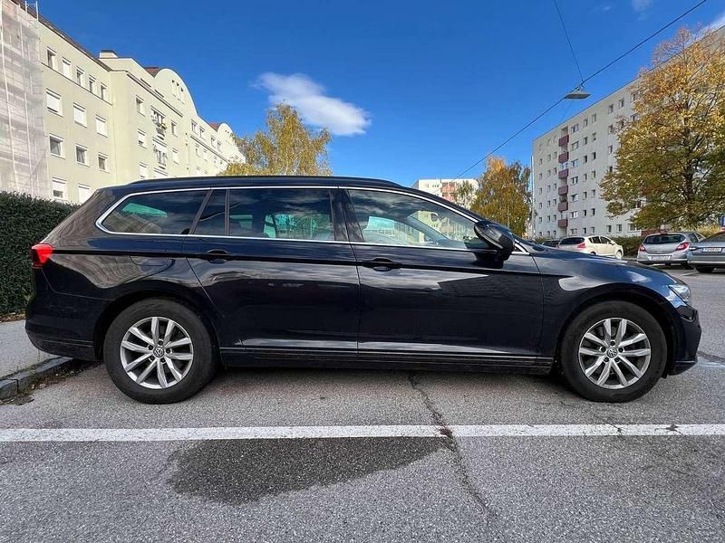 Gebraucht VW Passat Business 150 PS (110 kW) 2020 Schwarz Kombi