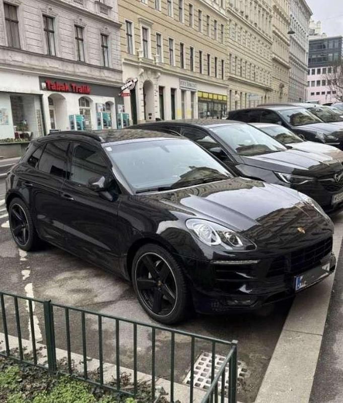 Gebraucht Porsche Macan S 258 PS (189 kW) 2015 Schwarz SUV