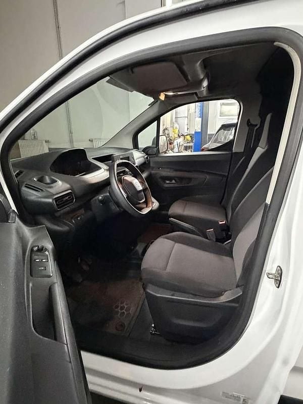 Gebraucht Peugeot Partner 76 PS (55 kW) 2020 Van / Kleinbus