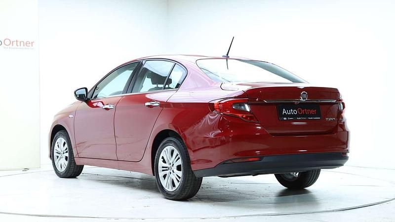 Gebraucht Fiat Tipo Lounge 110 PS (80 kW) 2017 Rot Limousine