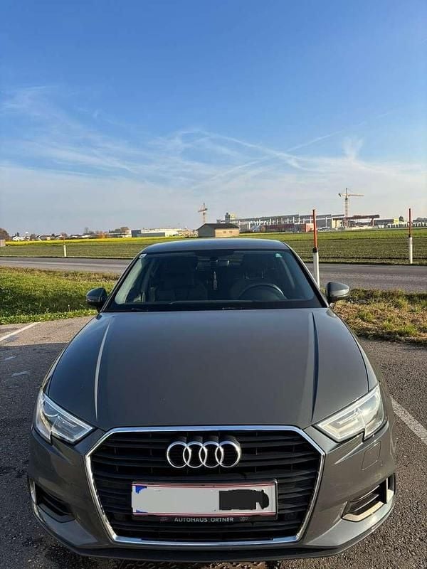 Gebraucht Audi A3 Sport 116 PS (85 kW) 2018 Limousine