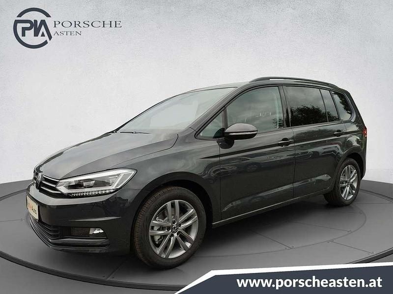 Mittelgrau normal Gebraucht 2025 VW Touran Van / Kleinbus | € 42.660 - Bild 1/4