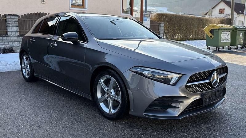 Gebraucht Mercedes A200 AMG line 150 PS (110 kW) 2020 Grau Kleinwagen