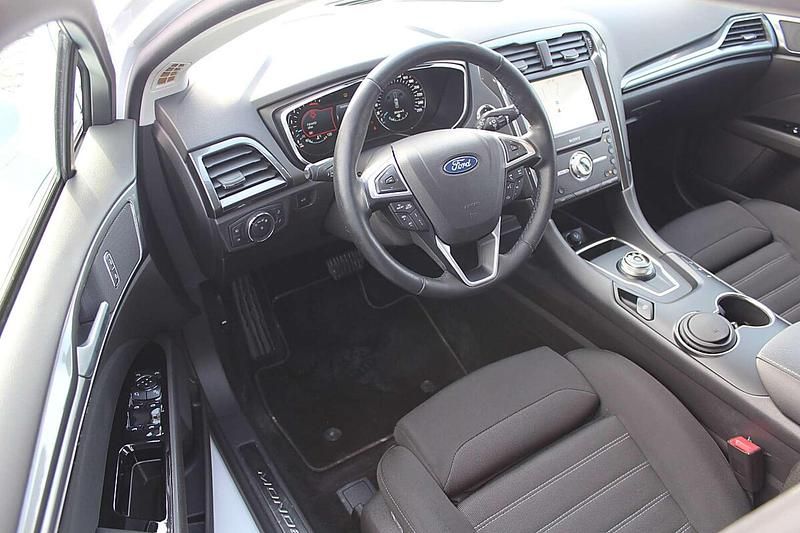Gebraucht Ford Mondeo Titanium 190 PS (139 kW) 2020 Weiß Kombi