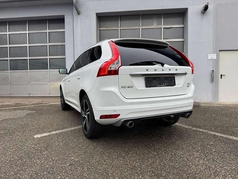 Gebraucht Volvo XC60 R-Design 190 PS (139 kW) 2017 Weiß SUV