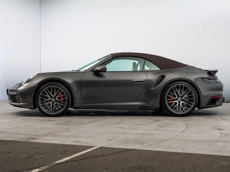 Gebraucht Porsche 911 Turbo 580 PS (426 kW) 2025 Mittelgrau  metallic Cabrio