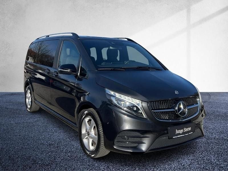 Gebraucht Mercedes V300 AMG line 237 PS (174 kW) 2022 Van / Kleinbus