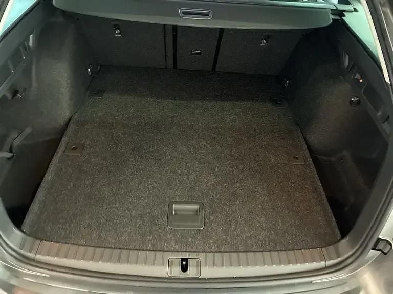 Gebraucht Audi A3 Ambiente 116 PS (85 kW) 2025 Hellgrau  metallic Limousine