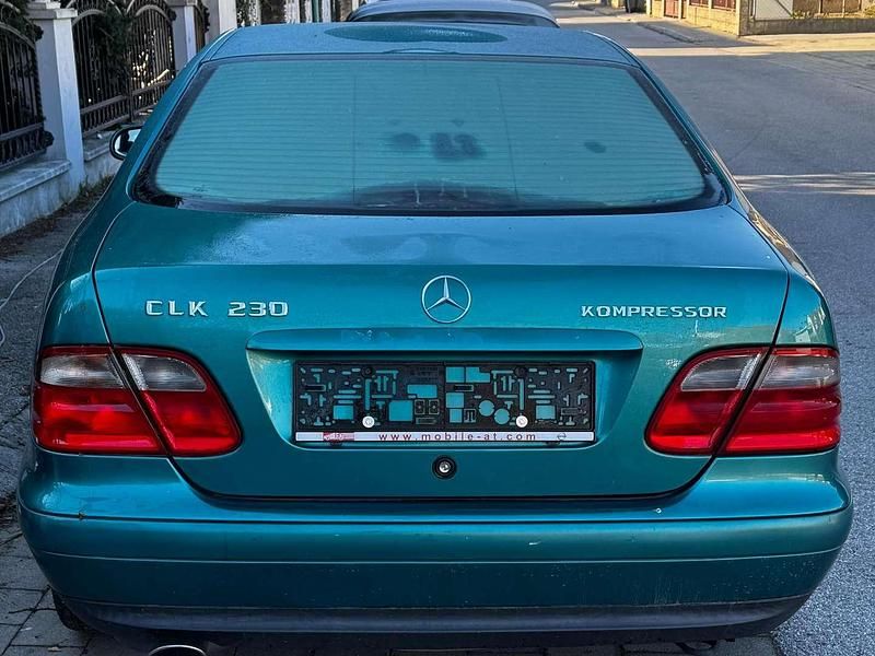 Gebraucht Mercedes CLK230 193 PS (141 kW) 1998 Grün Coupé