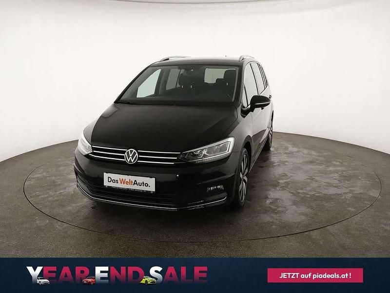 Schwarz metallicperleffektno Gebraucht 2021 VW Touran Highline Van / Kleinbus | € 29.950 (Etwas zu teuer) - Bild 1/4