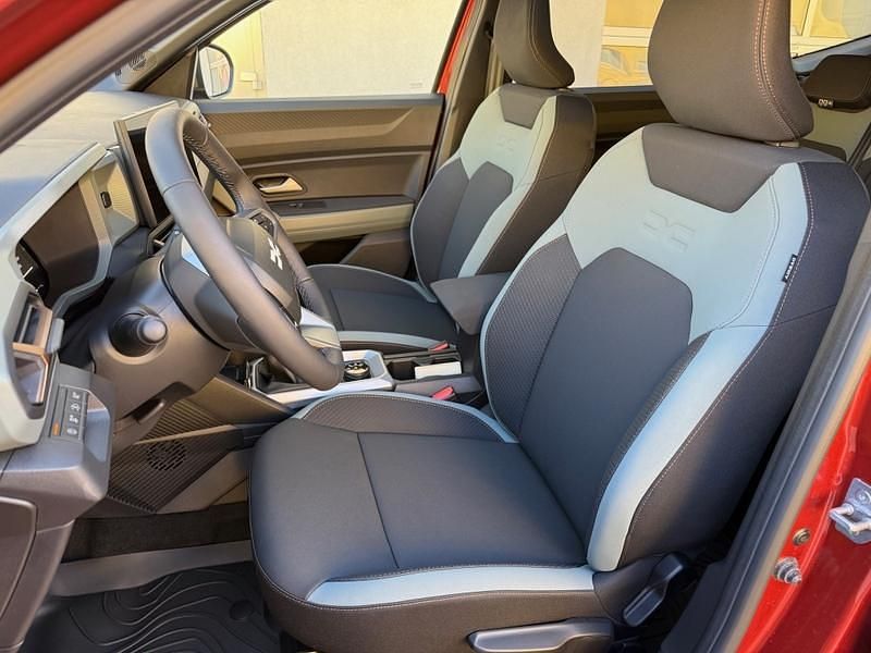 Neu Dacia Bigster 130 PS (95 kW) 2025 Braun SUV