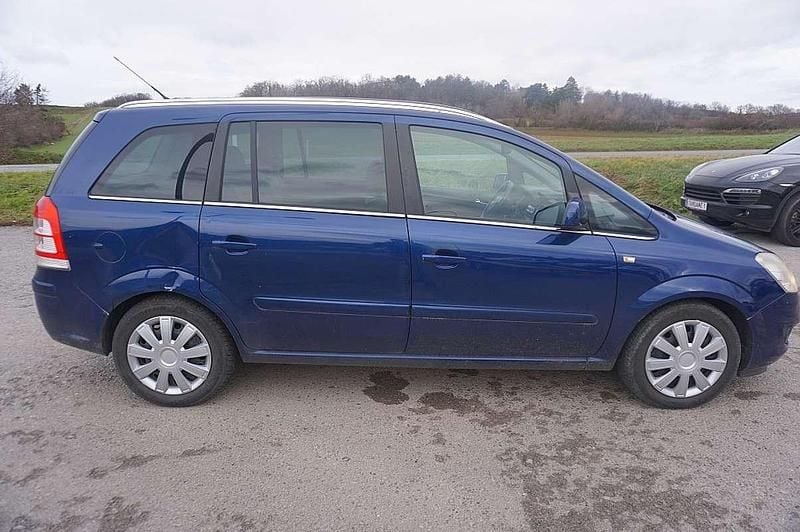 Gebraucht Opel Zafira Cosmo 125 PS (91 kW) 2010 Blau Van / Kleinbus