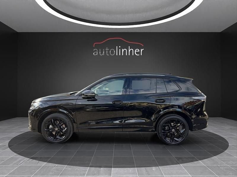 Neu VW Tiguan Sport 204 PS (150 kW) 2025 Schwarz  metallic SUV