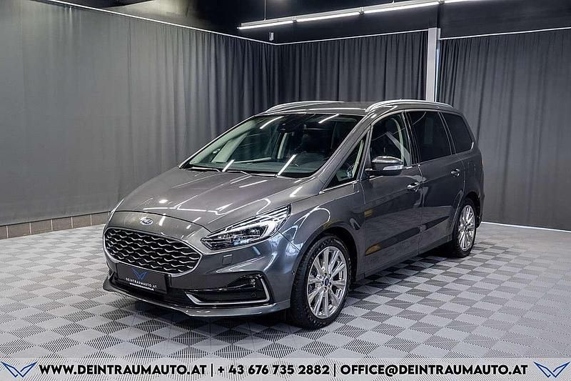 Gebraucht Ford Galaxy Vignale 190 PS (139 kW) 2022 Grau Van / Kleinbus