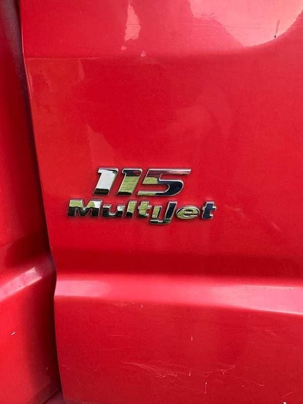 Gebraucht Fiat Ducato 116 PS (85 kW) 2013 Rot Van