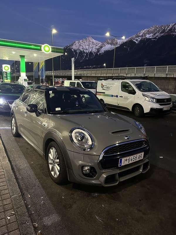 Grau Gebraucht 2017 Mini Cooper S Kleinwagen | € 15.999 (Superpreis) - Bild 1/4
