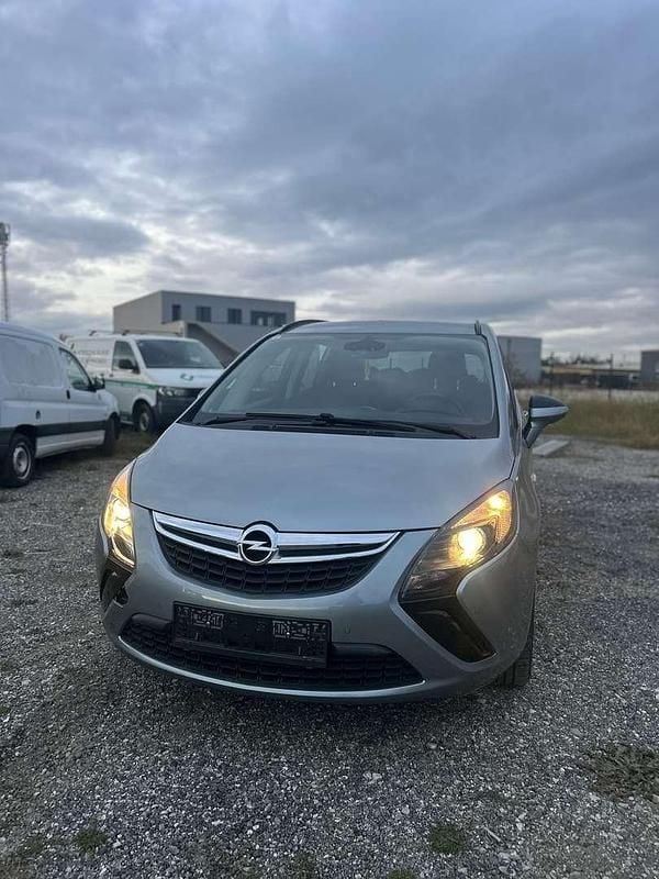 Gebraucht Opel Zafira Tourer Edition 120 PS (88 kW) 2015 Van / Kleinbus