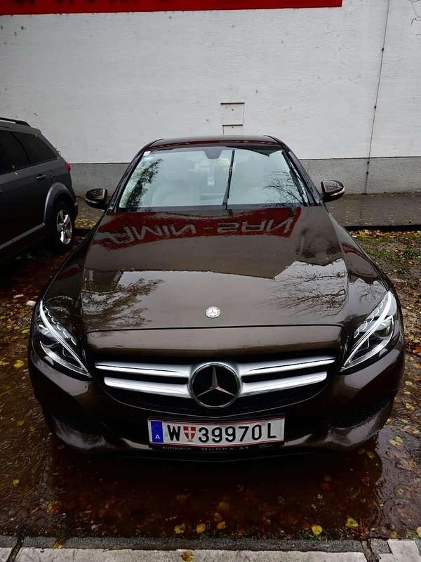 Gebraucht Mercedes C220 170 PS (125 kW) 2014 Braun Limousine