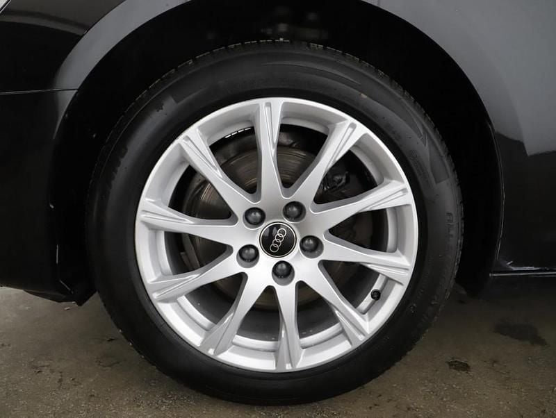 Gebraucht Audi A4 150 PS (110 kW) 2022 Schwarz  metallic Kombi