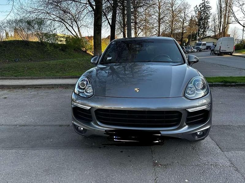 Gebraucht 2015 Porsche Cayenne SUV | € 29.000 (Teuer) - Bild 1/4
