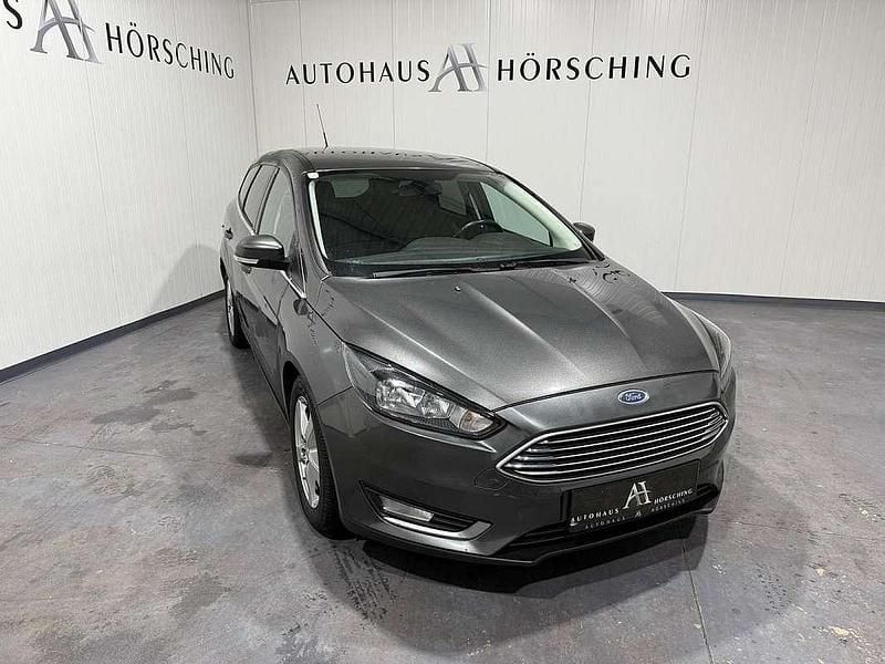 Grau Gebraucht 2017 Ford Focus Titanium Kombi | € 7.999 (Superpreis) - Bild 1/4
