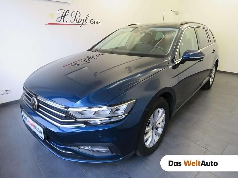 Gebraucht VW Passat Business 150 PS (110 kW) 2023 Mittelblau  metallic Kombi