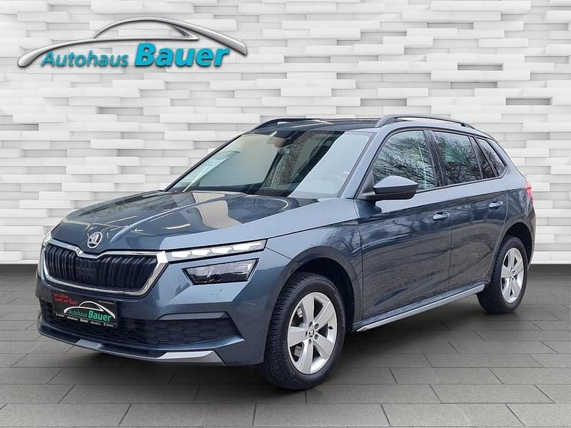 Dunkelgrau metallic Gebraucht 2021 Skoda Kamiq Style SUV | € 18.990 (Fairer Preis) - Bild 1/4