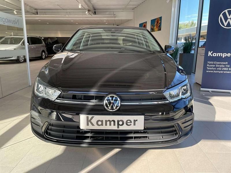 Gebraucht VW Polo Life 95 PS (69 kW) 2023 Schwarz  metallicperleffektno Limousine
