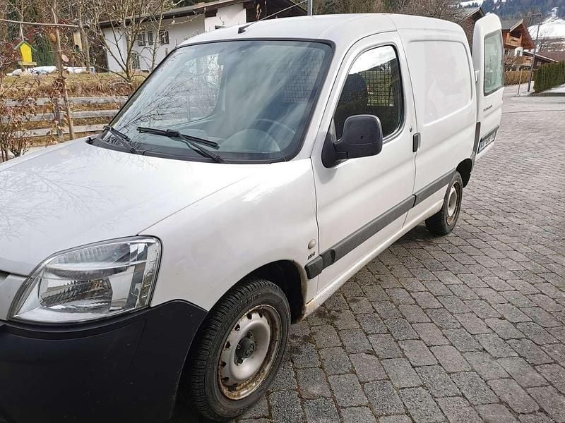 Gebraucht Peugeot Partner 90 PS (66 kW) 2006 Weiß Van / Kleinbus