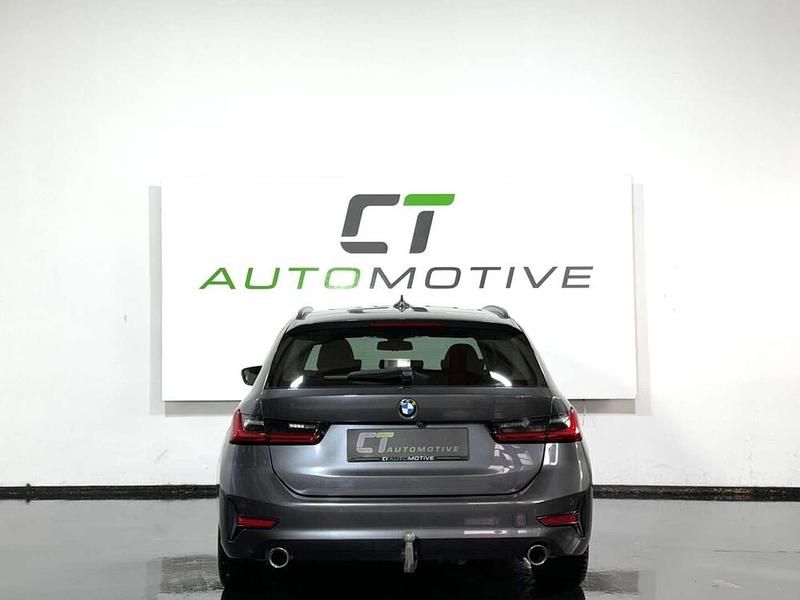 Gebraucht BMW 320 190 PS (139 kW) 2022 Grau Kombi