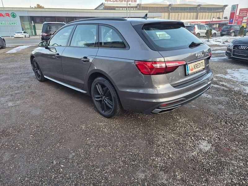 Gebraucht Audi A4 Ambiente 136 PS (100 kW) 2021 Grau Kombi