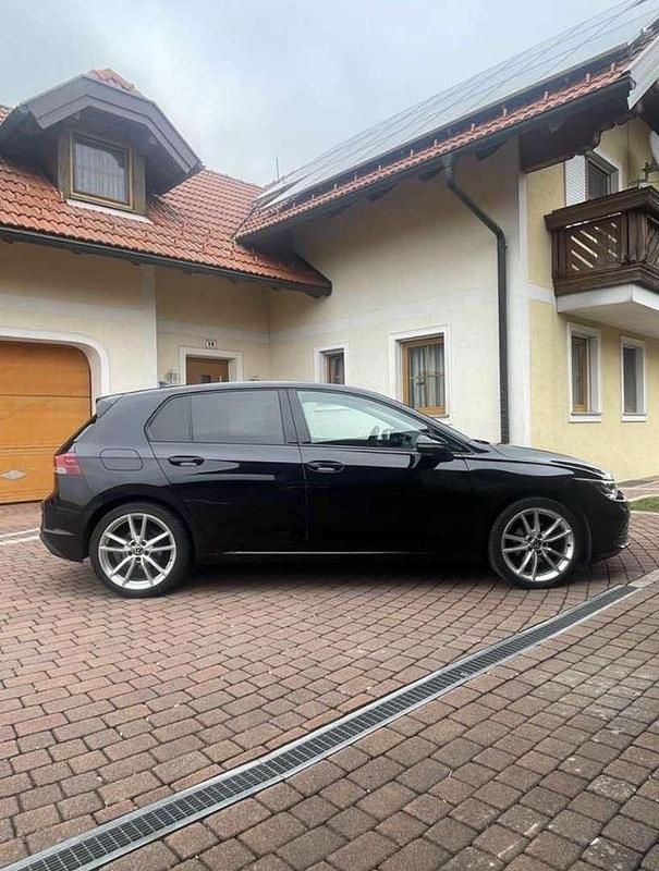 Gebraucht VW Golf VIII 90 PS (66 kW) 2021 Limousine
