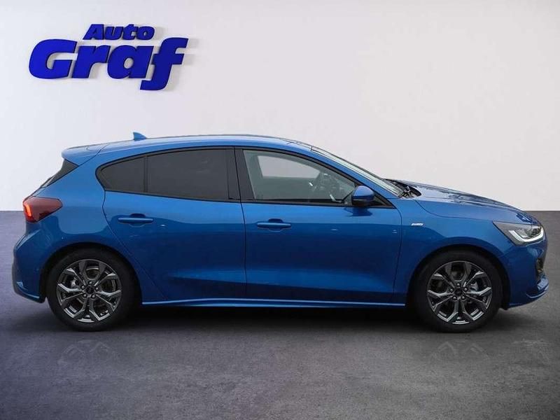 Gebraucht Ford Focus ST-Line 120 PS (88 kW) 2025 Blau Limousine