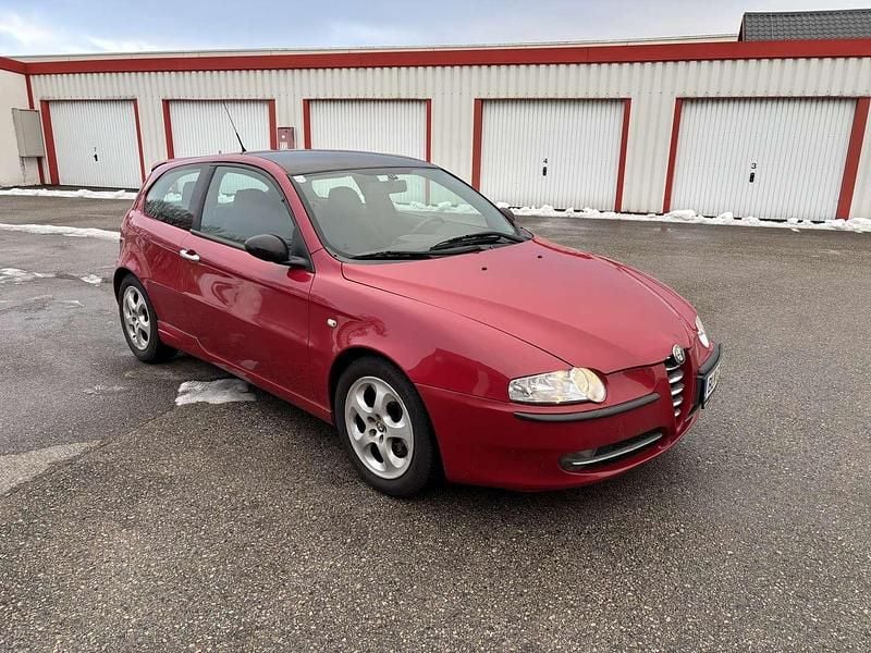 Gebraucht Alfa Romeo 147 Distinctive 105 PS (77 kW) 2001 Kleinwagen