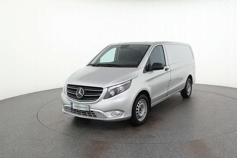 Silber Gebraucht 2021 Mercedes Vito Van / Kleinbus | € 35.988 (Superpreis) - Bild 1/4