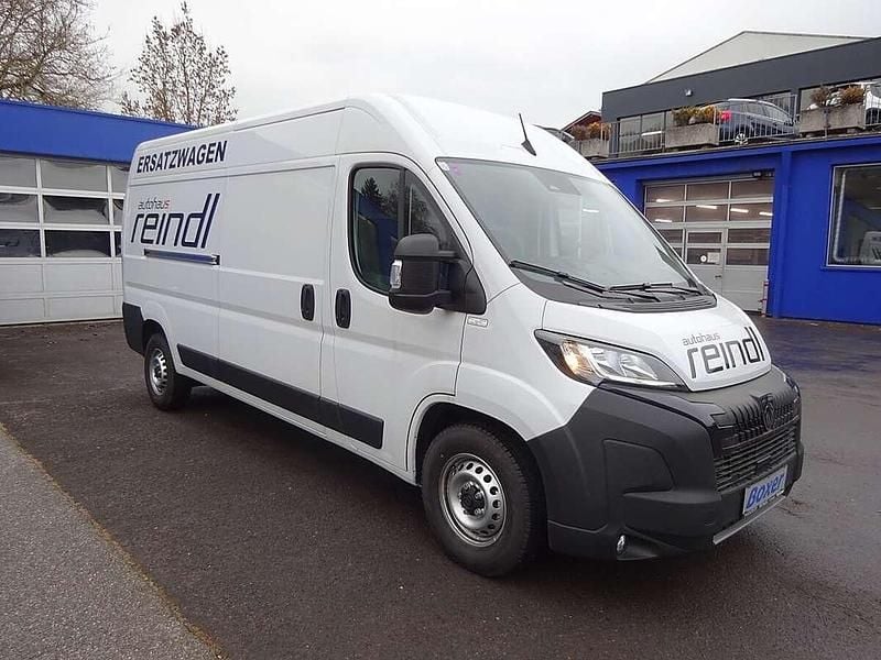 Gebraucht Peugeot Boxer S 140 PS (102 kW) 2024 Weiß Van