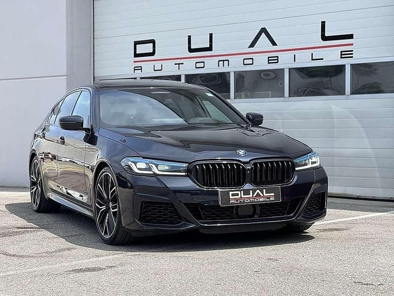 Gebraucht BMW 550 M Sport 530 PS (389 kW) 2021 Schwarz Limousine