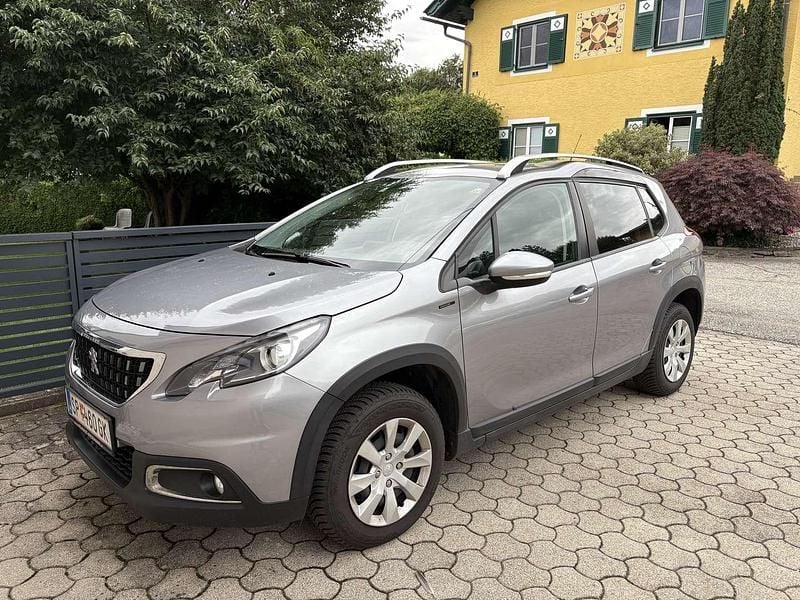 Gebraucht Peugeot 2008 Signature Sky 83 PS (61 kW) 2019 SUV